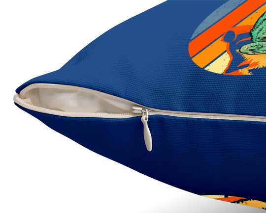 Milf Man I Love Frogs Throw Pillow