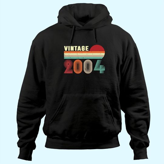 Vintage 2004 Funny 17 Years Old Boys and Girls 17th Birthday Hoodie