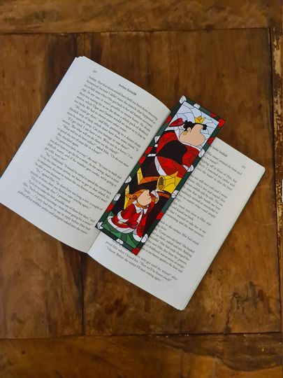 Queen of Hearts Bookmark, Disney Classic Alice in Wonderland, Off with Her Hat