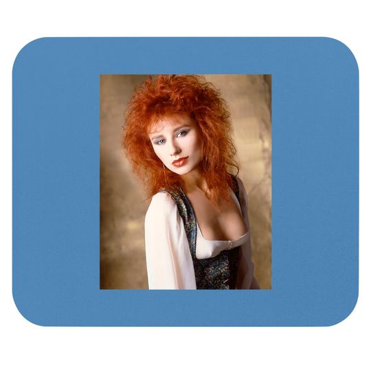 Discover Grunge Feminist Garbage Courtney Love Tori Amos Classic Mouse Pads