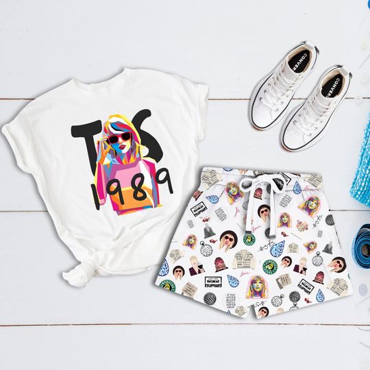 Discover Taylor Taylor version Album 1989 Short Pajamas Set, 1989 Taylor's Swift Pajamas Set