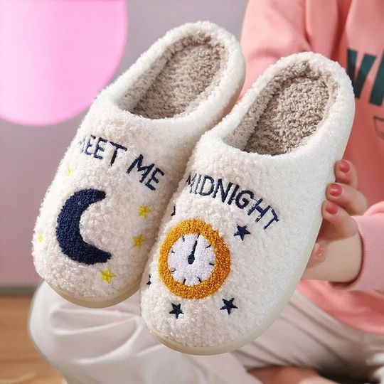 Discover Meet Me At Midnight Taylor version Slippers