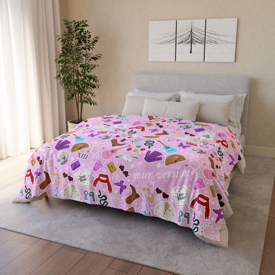 Discover Taylor pattern inspired blanket | Taylor Gift | Taylor Room Decor | taylor version
