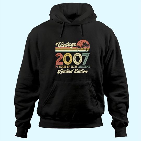 Discover Vintage 2007 14th Birthday Gift Boys Girls Hoodie