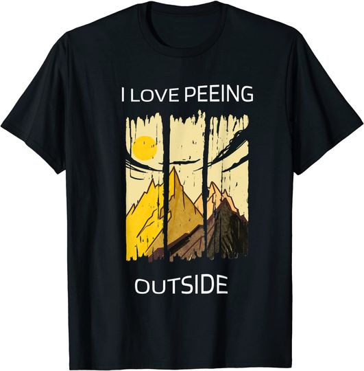 Discover I love peeing outside humorous nature Camping T-Shirt