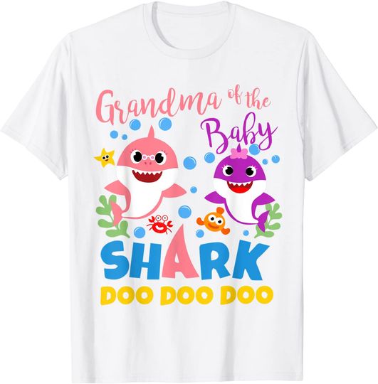 Discover Grandma of the Baby Shark Girl Purple Pink Family Gift Doo T-Shirt