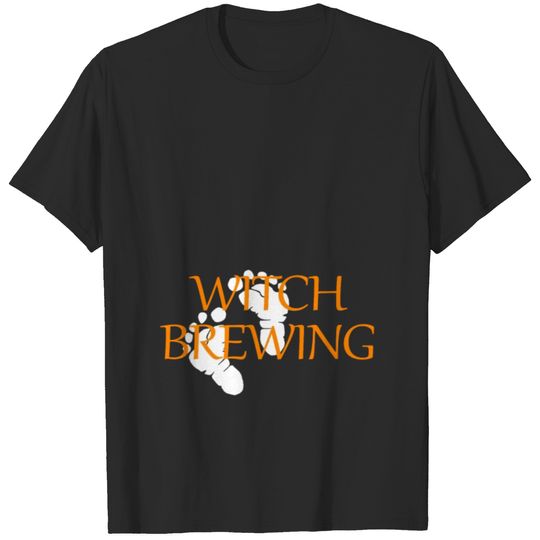 Halloween Witch Brewing T-shirt