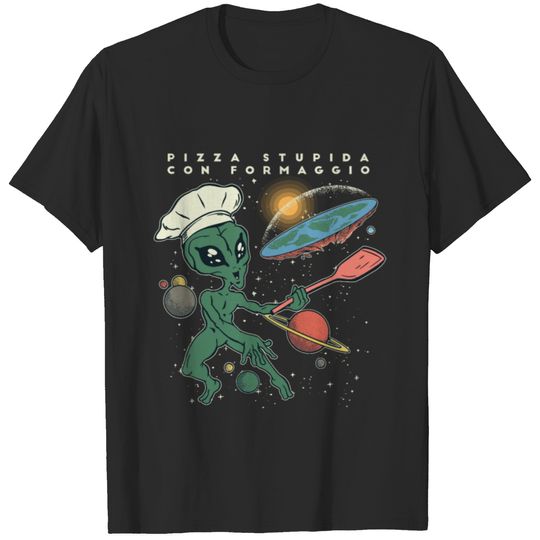 Alien making Pizza T-shirt