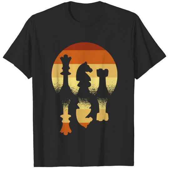 Master Chess Pieces - Vintage Sunset Chess Player T-shirt