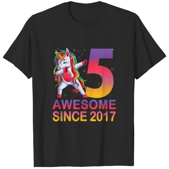 Awesome Since 2017 Dabbing Unicorn B-Day 5 Years O T-shirt