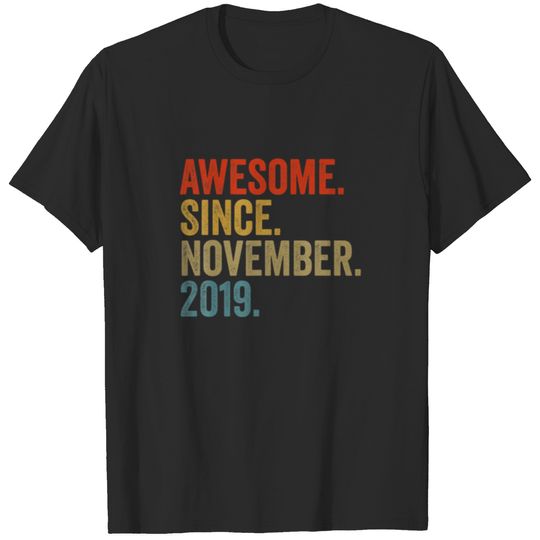 Awesome Since November 2019 3Rd Birthday Vintage R T-shirt