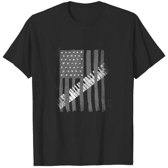 Vintage US Flag Piano | Cute Keyboardists Funny Mu T-shirt