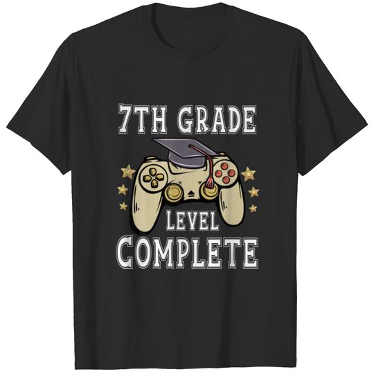 7Th Grade Class Of 2022 Gamer Level Complete Gradu T-shirt