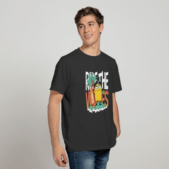 Ride the waves Surf Design T-shirt