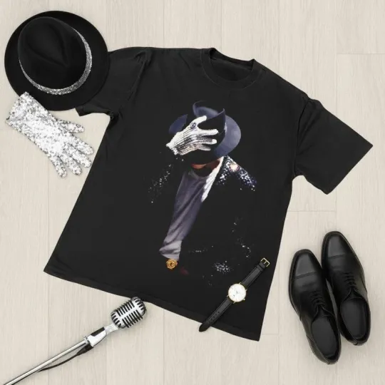 Discover Michael Jackson V4 T-Shirt Vintage 90s Graphic T-Shirt