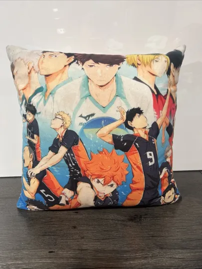 Discover Haiikyuu!! Shoyo Hinata Anime Throw Pillow