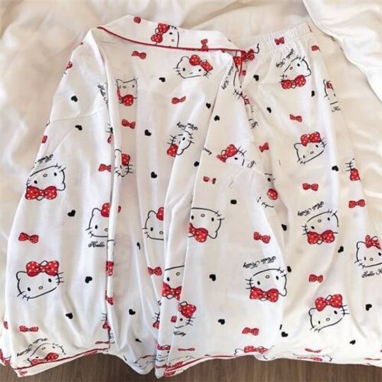 Hello Kitty Pajamas Set