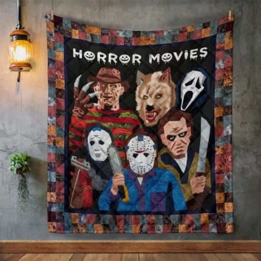 Discover Horror Movie Fleece Blanket