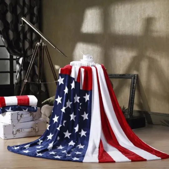 Discover United States Flag Printed Flannel Blanket, Soft and Comfortable for Travel and Home Use