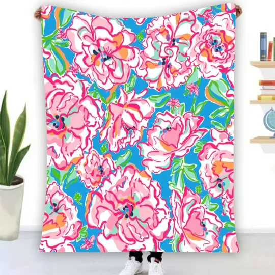 Discover Lilly Pulitzer Pink Flower Fleece Blanket