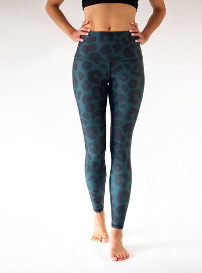GREEN LEOPARD Dark Green Yoga Leggings