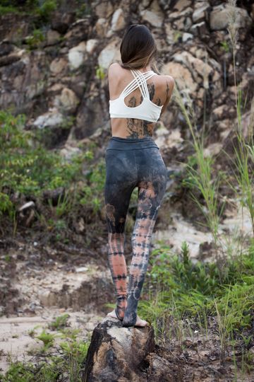 Sustainable Yoga Leggings I Tie dye Leggings I Batik Leggings I Dalto Leggings I Hand Colored Leggings I Ethically made Leggings