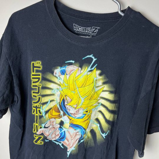 Dragon Ball Z Goku super Saiyan T-shirt large