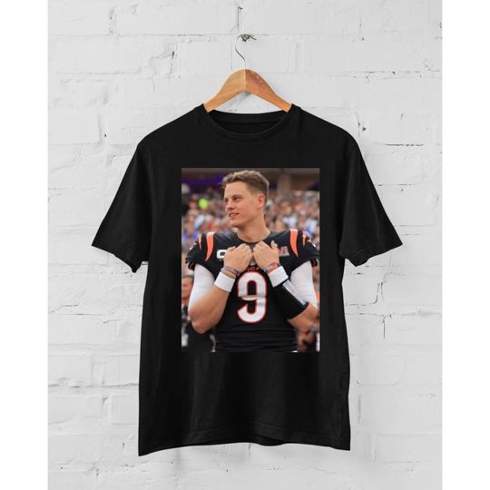 Joe Burrow Vintage 90s Shirt, Joe Burrow T-Shirt, Joe Burrow 2023 Football Shirt