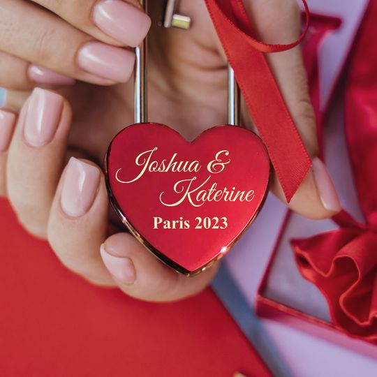 Engraved Heart Love Lock Personalized Red Padlock Keepsake Gift for Couples, Wedding Anniversary Gift