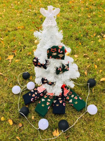 Green Christmas Socks with Gingerbread