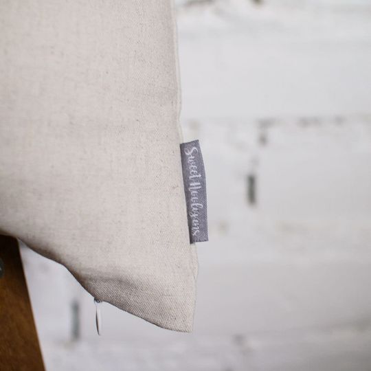Personalized Birth Month Flower Bouquet Pillow - Custom Linen Gift