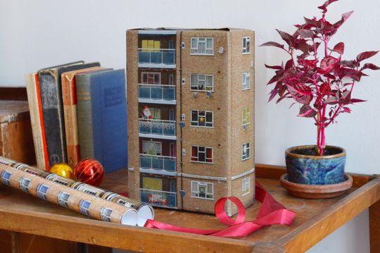 Hackney Christmas Wrapping Paper | 4 x sheets