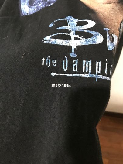 Vintage 1999 Buffy The Vampire Slayer Shirt