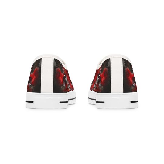 Women's Slasher Fan Low Top Sneakers