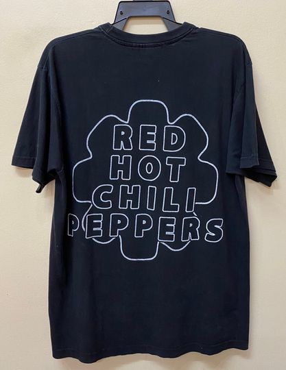 Vintage 90s Red Hot Chili Peppers bootleg t shirt