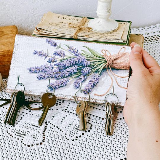 Lavender Rustic Wooden Key Holder