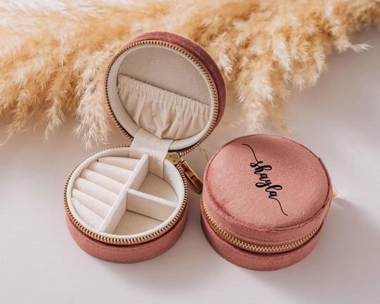 Custom Velvet Jewelry Box, Bridesmaid Gift: Round Travel Jewelry Case with Zipper