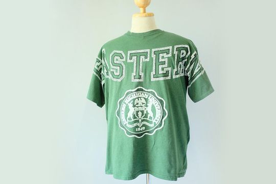Eastern Michigan University, Vintage T-shirt