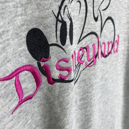 Vintage Disneyland Minnie Mouse Crewneck Sweatshirt Grey Embroidery