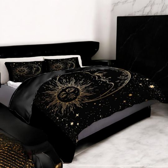 Black and Gold Celestial Bedding Set with Moon and Star Quilt