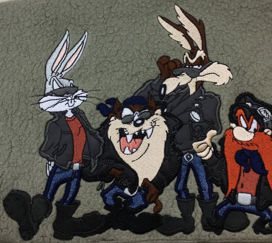 Rare!!! Looney Tunes Big Logo Spell Out Embroidery Sweatshirt Pullover