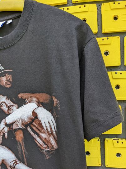 Vintage 2000s  Red Hot Chili Peppers T-Shirt