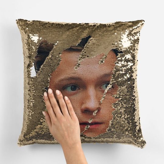 TOM HOLLAND - Fan Sequin PIllow