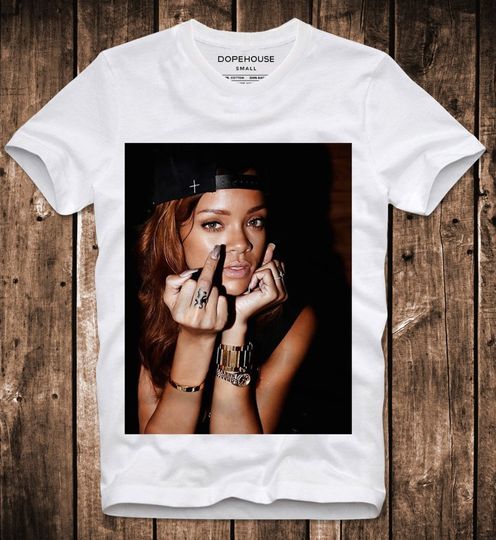 T-Shirt Rihanna Sexy Casual Fenty Singer
