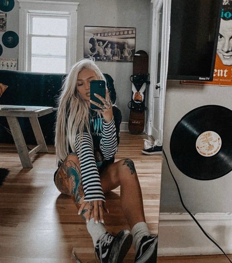 Edward scissorhands T-shirts