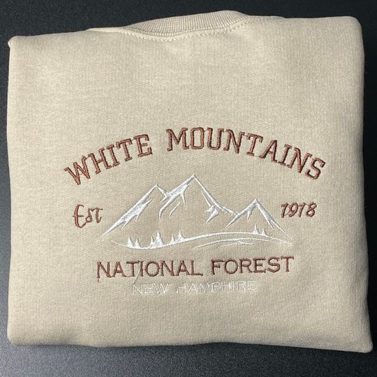 White Mountains Embroidered Crewneck Sweatshirt