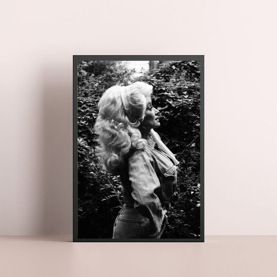 Dolly Parton Beauty Retro Black and White Poster