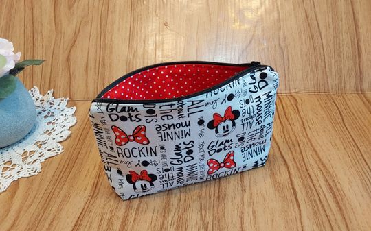 Disney Minnie mouse print makeup bag, reusable bag