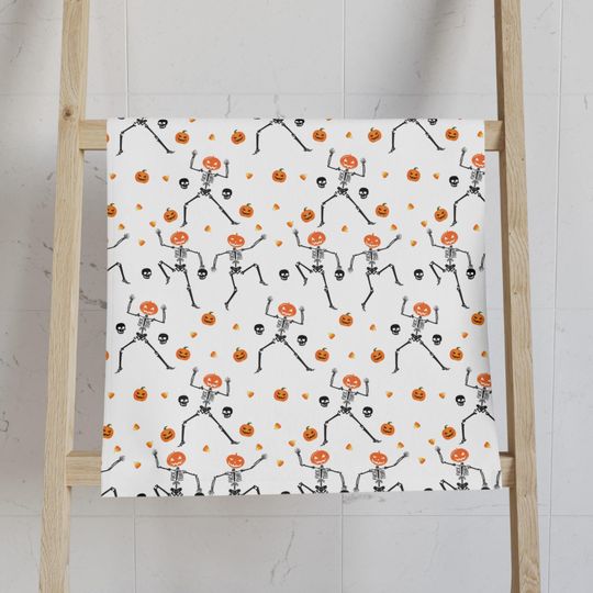 Skeleton Hand Towel, Halloween Spooky Decor Kitchen Bathroom, Trick or Treat