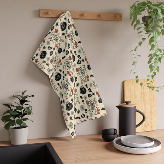 Funny Halloween Pumpkin Hand Towel Kitchen or Bathroom Decor